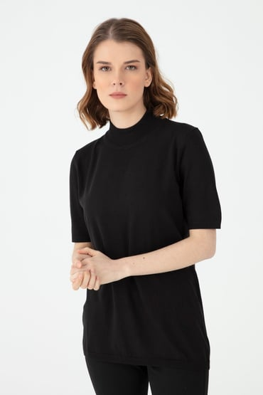 Women's Lycra Short-Sleeved Turtleneck Blouse with Pattern