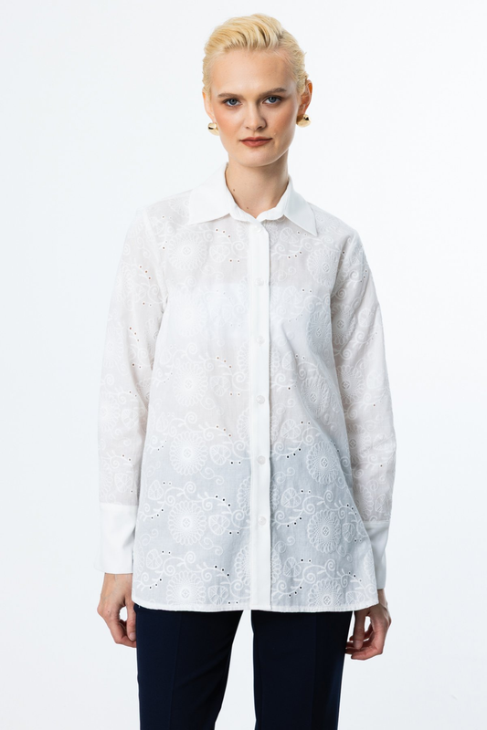 Ten Women's Shirts 25Y52360