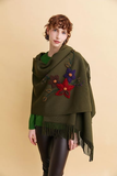 Kadın Örgü Çiçek İşlemeli Püsküllü Şal Desen