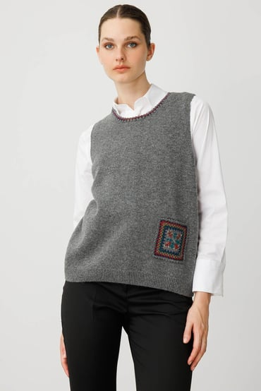 Women's Crew Neck Wool Sweater with Colorful Crocheted Pocket and Collar Design