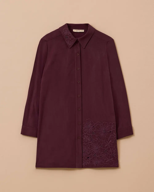 Plus size floral embroidered button-down tunic Gala-Xi