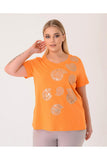 Vedi Büyük Beden Bisiklet Yaka Kısa Kollu Baskı Ve İnci Detaylı Kadın T-Shirt 25YXD5014