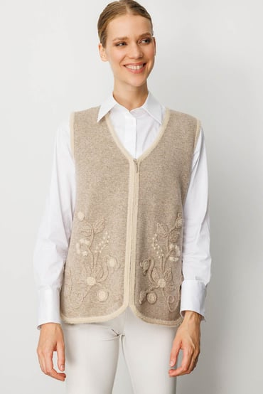 Women's V-Neck Wool Vest with Leaf and Flower Pattern on the Front
