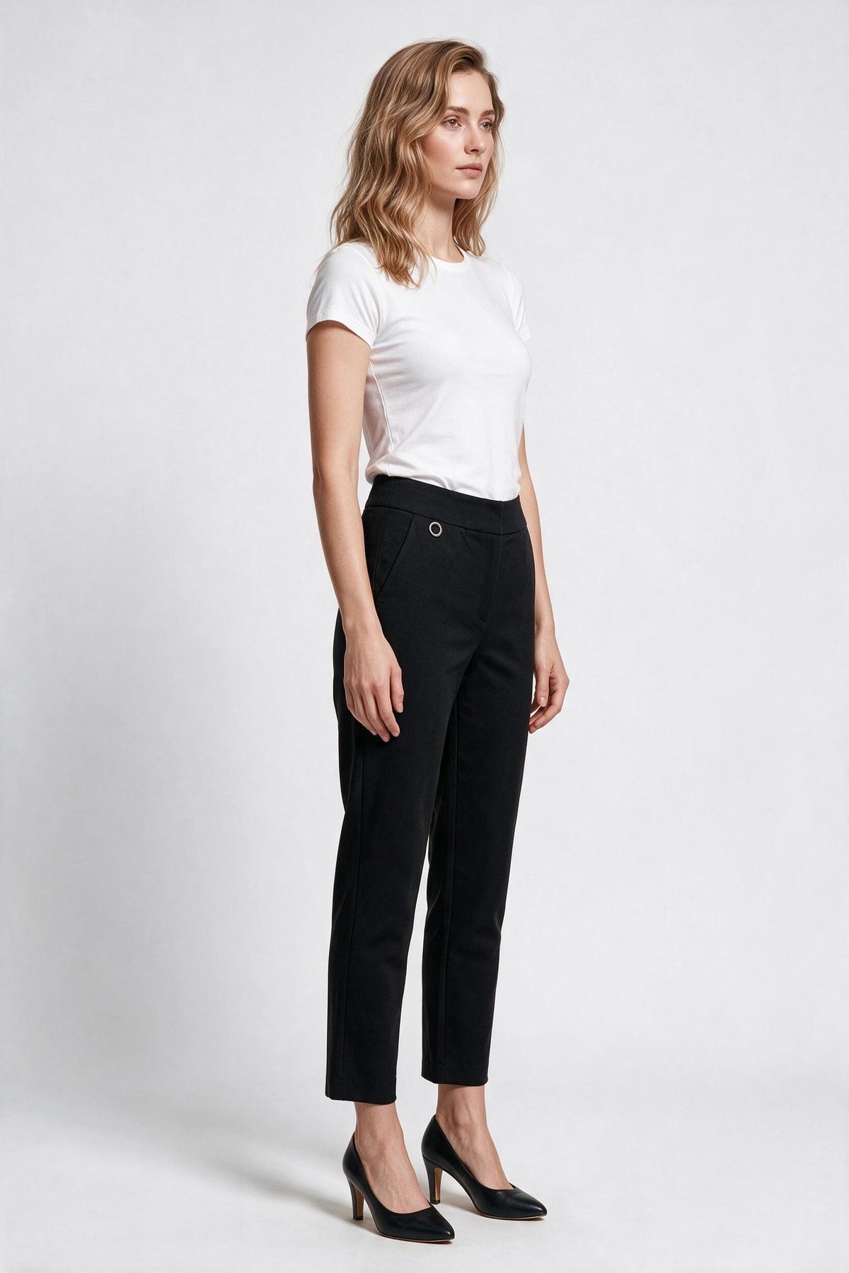 Ayhan Kadın Normal Bel Düz Kesim Dokuma Kumaş Bilek Boy Pantolon