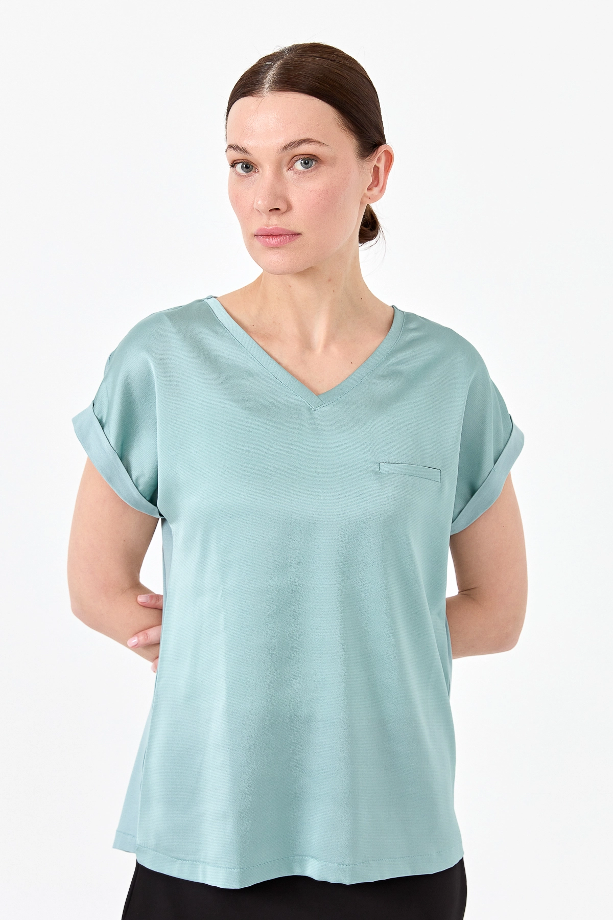 Desen Minimalist V Yaka Kısa Kol Oversize Kadın Bluz - Günlük Şıklık Main image