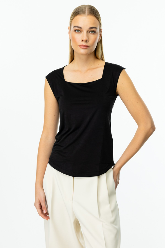 On Minimalist Square Neck Short Sleeve Women's Blouse - Everyday Chic