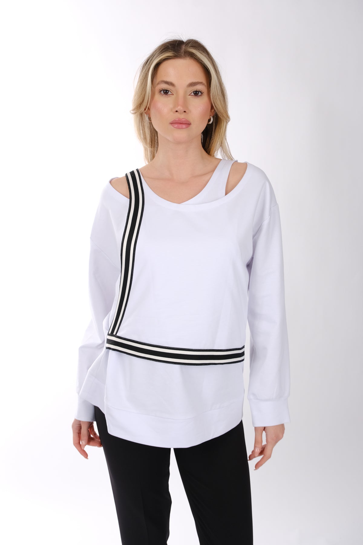 Ysatis Minimalist Oversize V Yaka Uzun Kol Kadın Bluz - Günlük & Özel Gün Main image