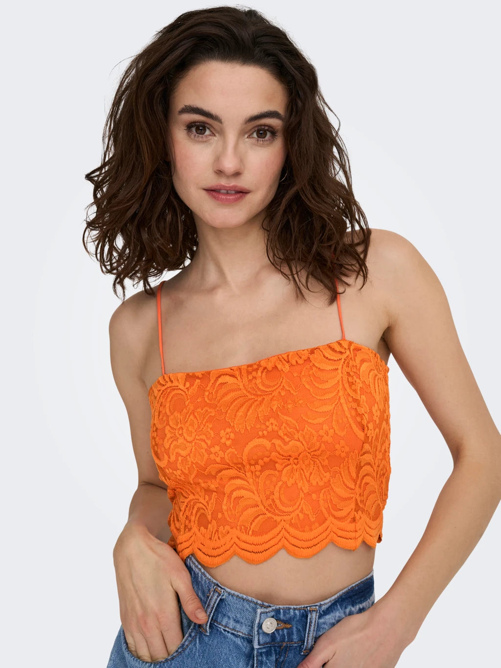 Only Kadın Dantelli İnce Askılı Crop Büstiyer - Minimalist Yazlık