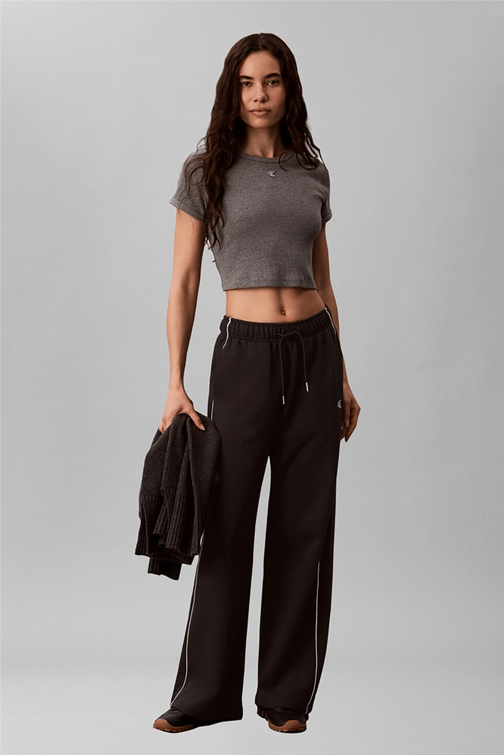 Calvin Klein Logolu Pamuklu Yüksek Bel Bol Paça Kadın Pantolon LV047H258G Main image