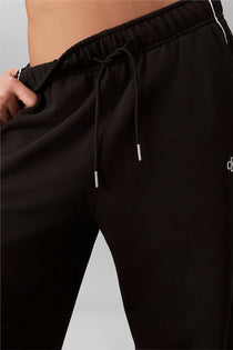 Calvin Klein Logolu Pamuklu Yüksek Bel Bol Paça Kadın Pantolon LV047H258G