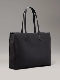 Calvin Klein Minimalist Tote Çanta - Günlük Kullanım için İdeal Deri Çanta