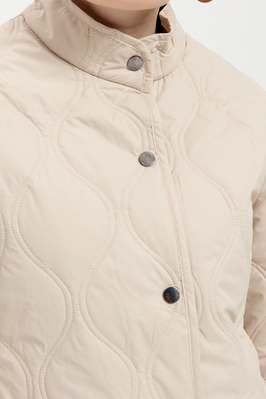 Women's Snap-Front Quilted Short Jacket with Onion Pattern 