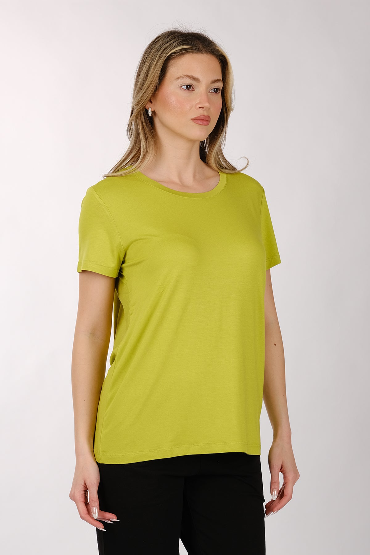 Daido Kadın Oversize T-Shirt - Kısa Kol Yuvarlak Yaka Minimalist Günlük