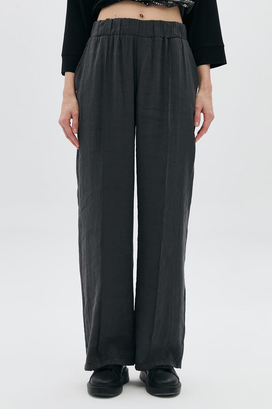 Daido Women's Trousers 19Y311903828