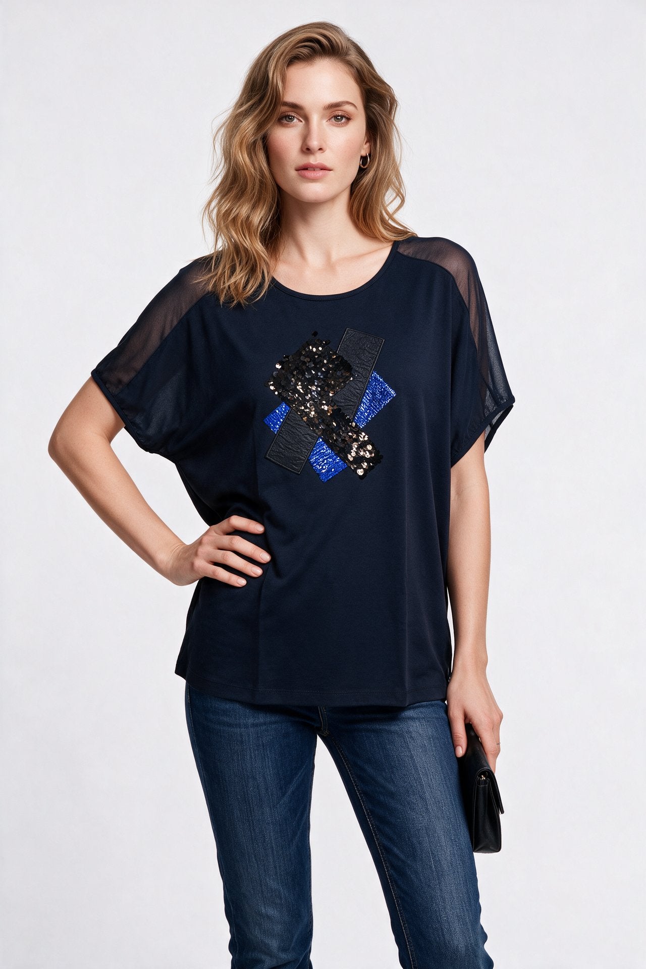 Daıdo Kadın Bisiklet Yaka Payet İşlemeli Tül Detaylı Dökümlü T-Shirt Main image