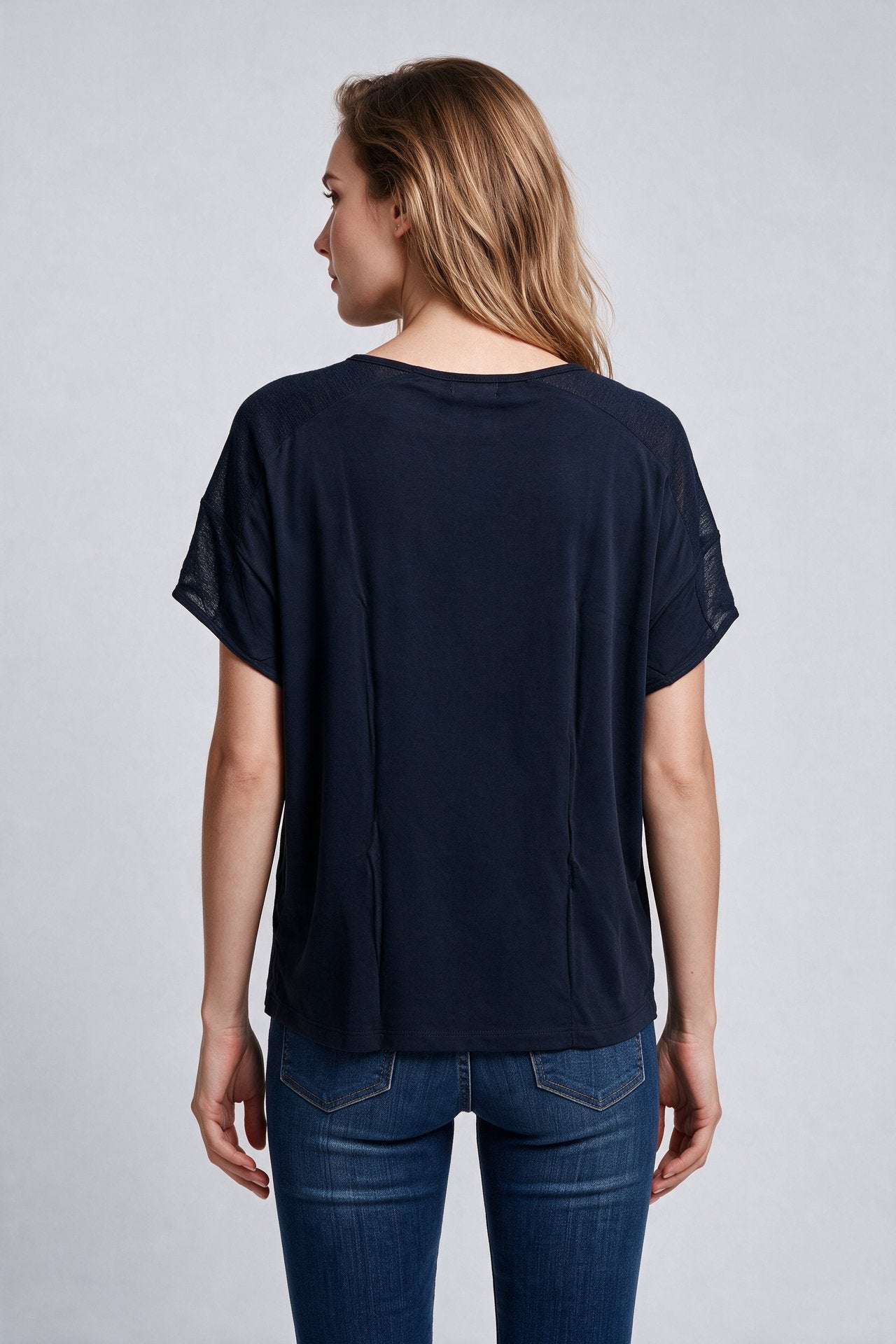 Daıdo Kadın Bisiklet Yaka Düşük Omuz Kısa Kollu Logo İşlemeli Pamuk Karışımlı T-Shirt Secondary image