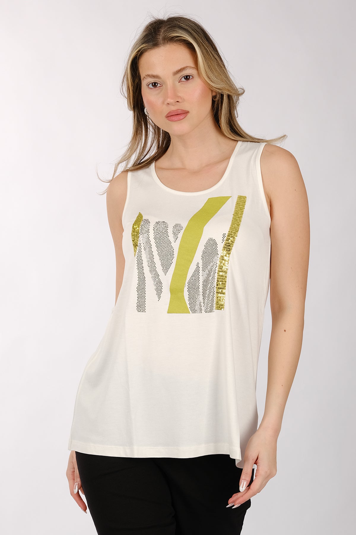 Daıdo Oversize Minimalist Kadın Atlet - Rahat ve Şık Secondary image
