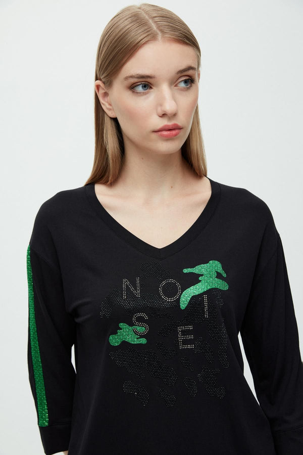 Daıdo Oversize V Yaka 3/4 Kol Kadın T-Shirt - Minimalist Tasarım
