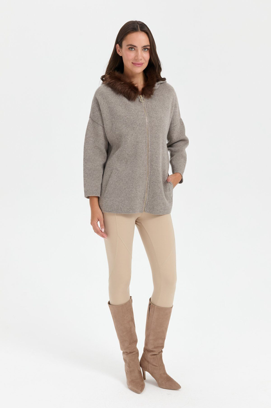 Patterned Women's Poncho DSN24K24082