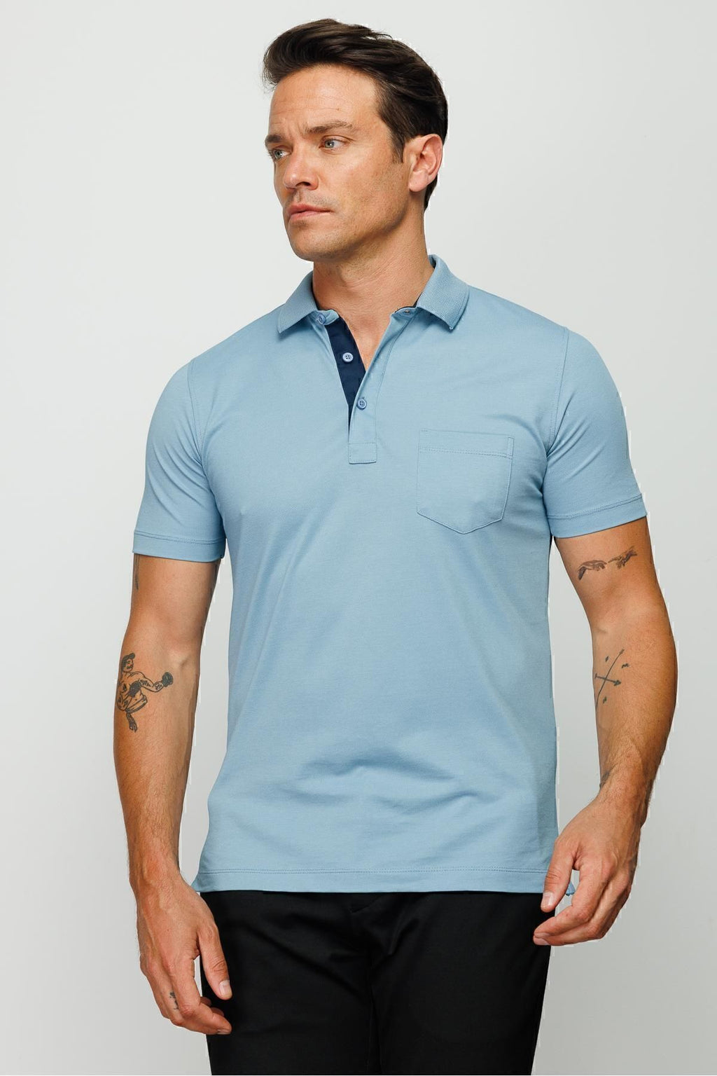 Desen Minimalist Polo Yaka Kısa Kol Erkek T-Shirt - Rahat ve Şık