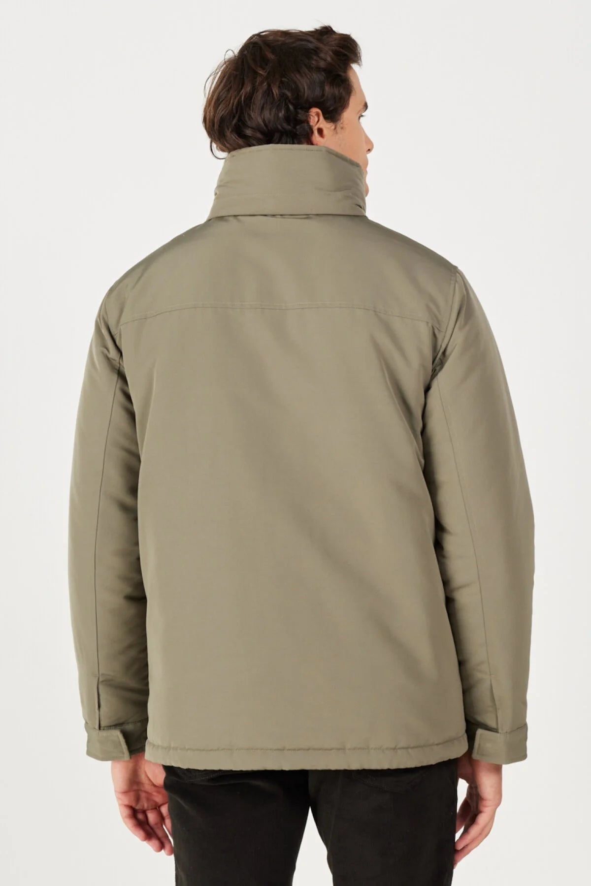 Wrangler Erkek Kaban: Minimalist, Regular Fit, Günlük Kullanım