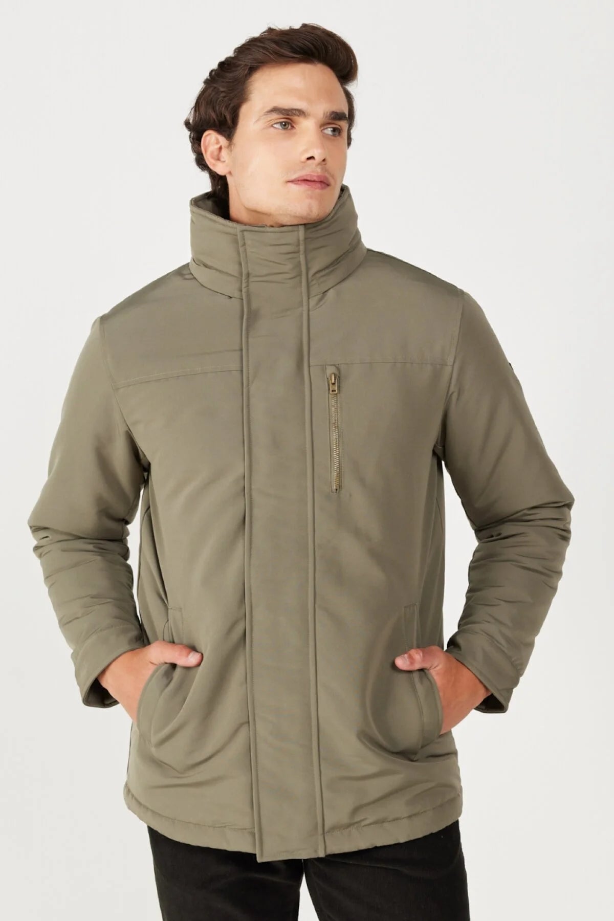 Wrangler Erkek Kaban: Minimalist, Regular Fit, Günlük Kullanım