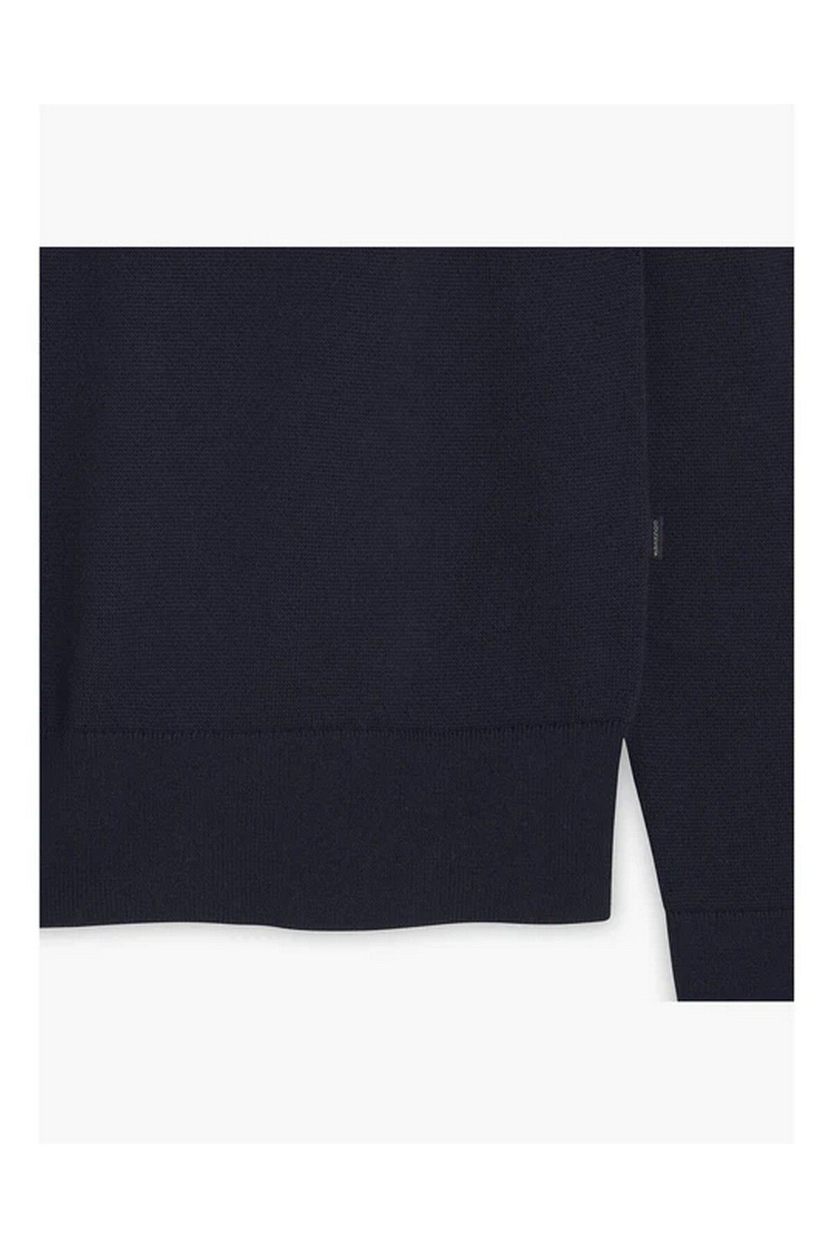 Dockers Erkek Polo Yaka Uzun Kol Sweatshirt - Minimalist Tasarım Secondary image