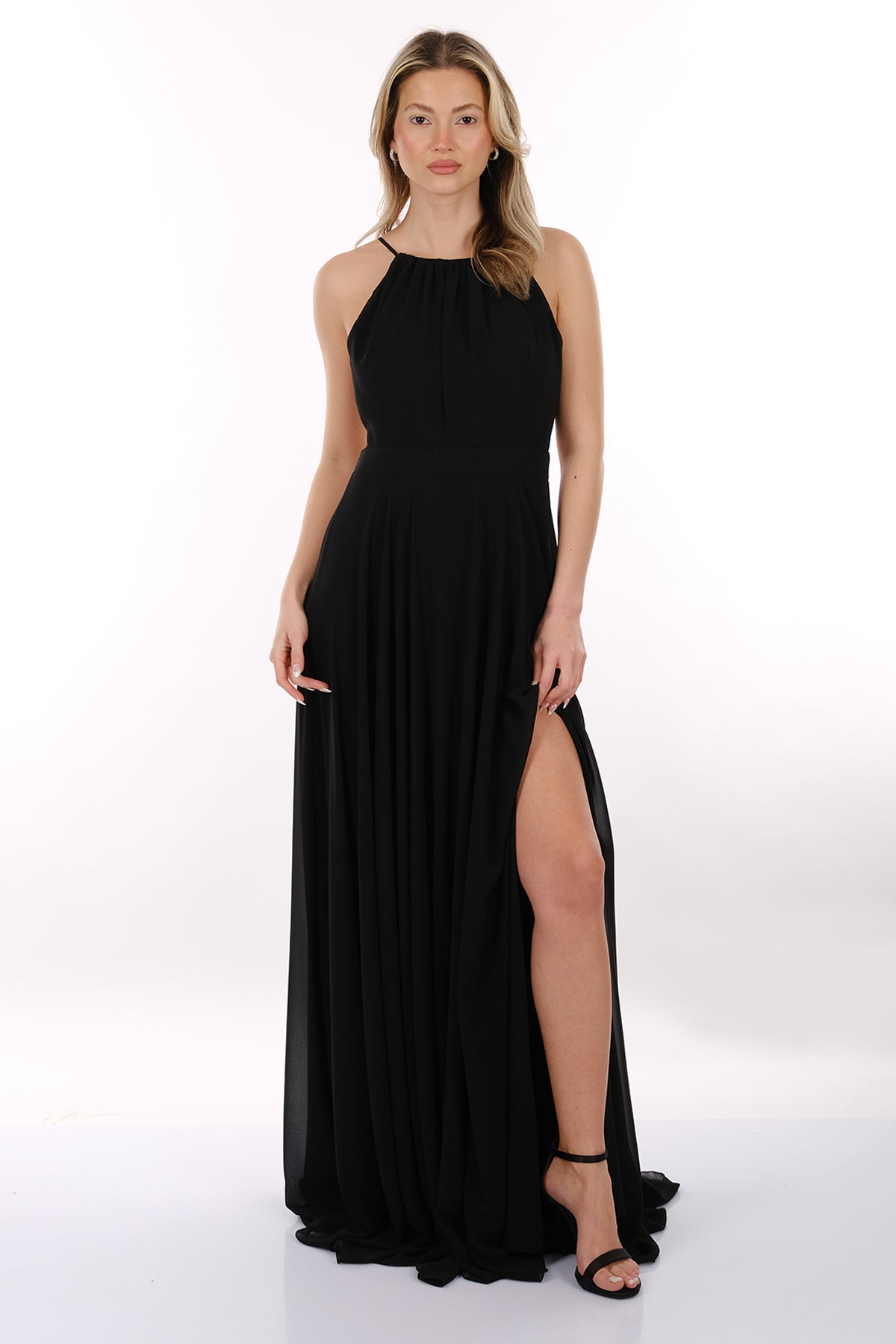 DORİDORCA Halter Yaka Sırt Detaylı Şifon Kumaş Maxi Boy Kadın Abiye Elbise 2246060 Ana görsel