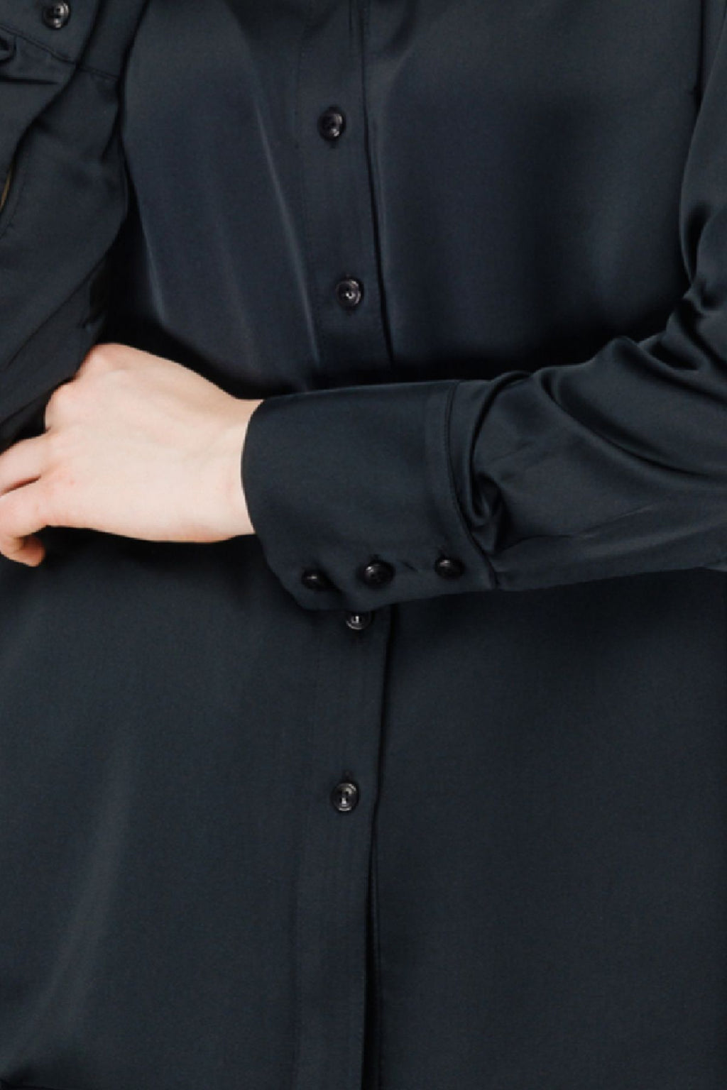 Ekol Oversize Minimalist Uzun Kol Saten Bluz - Gömlek Yaka