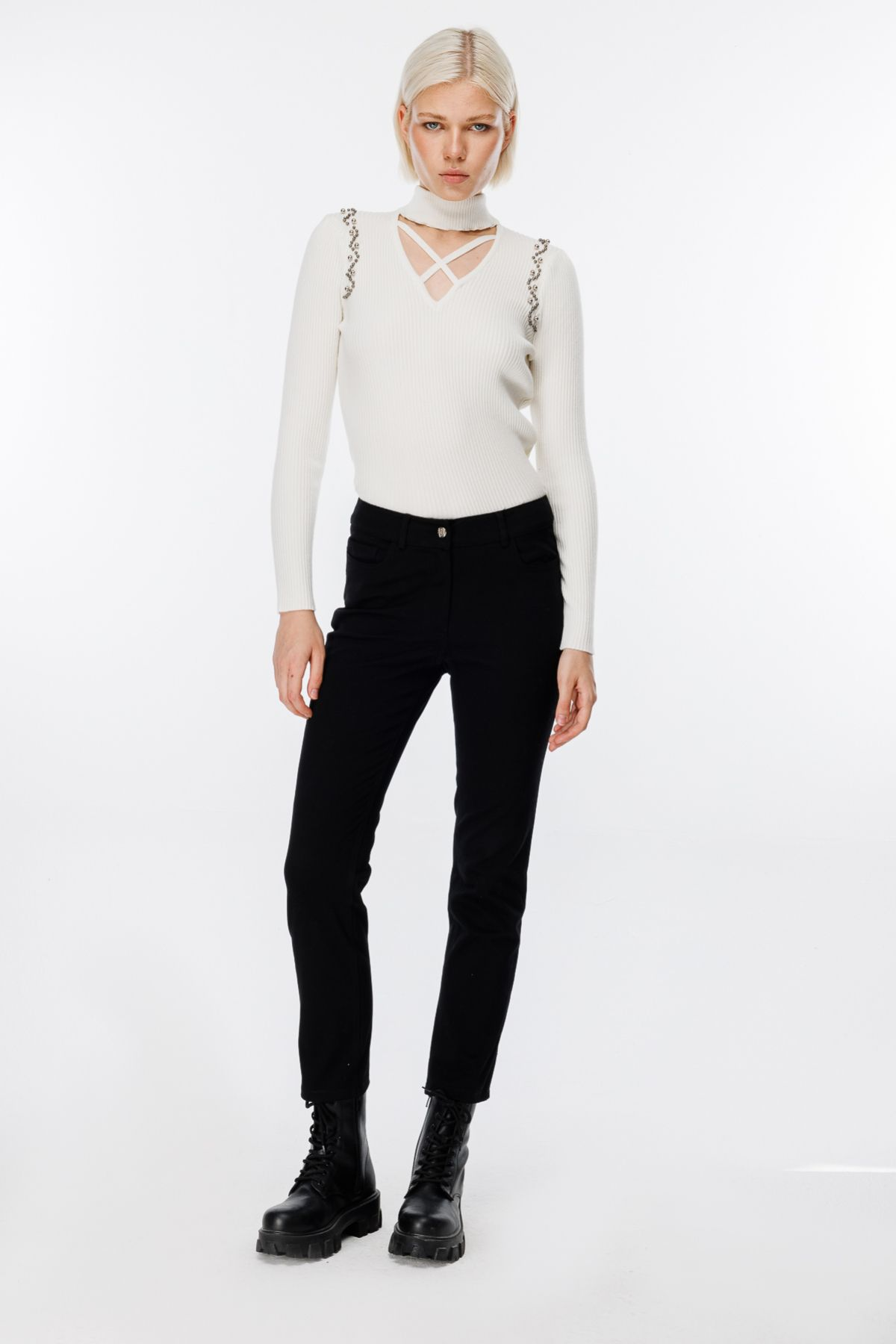 Ekol Kadın Crop Pantolon: Minimalist, Günlük Şıklık Main image