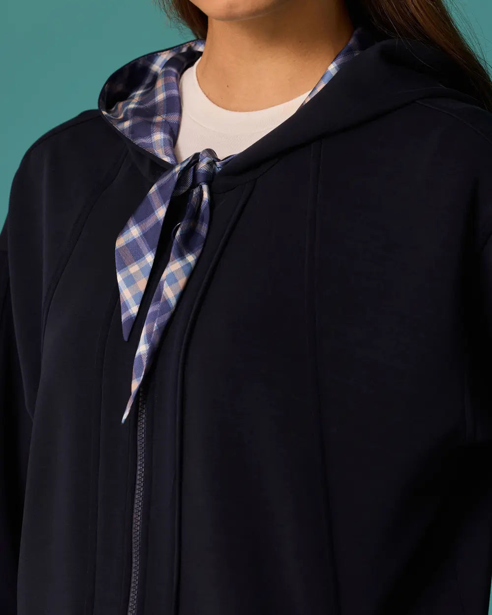 Ekose Fular Detaylı Kapüşonlu Fermuarlı Sweatshirt SCL Secondary image