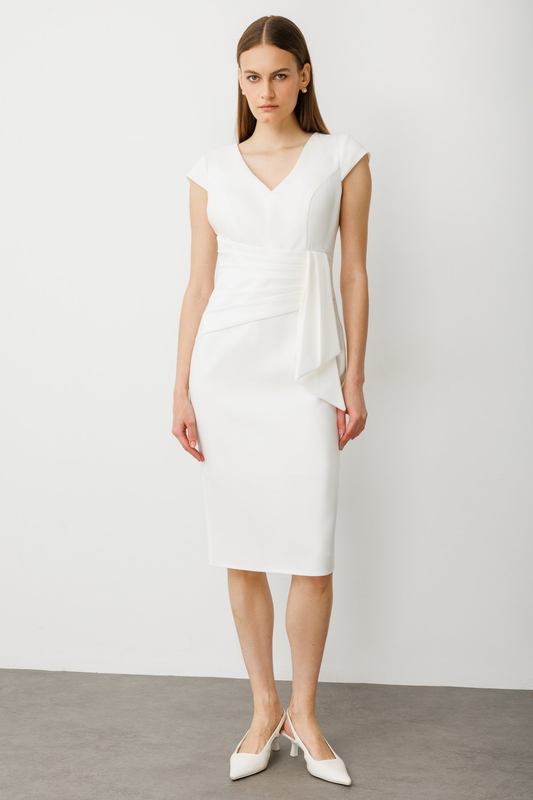 Ekol Beli Kuşaklı Midi Boy Gece Elbisesi