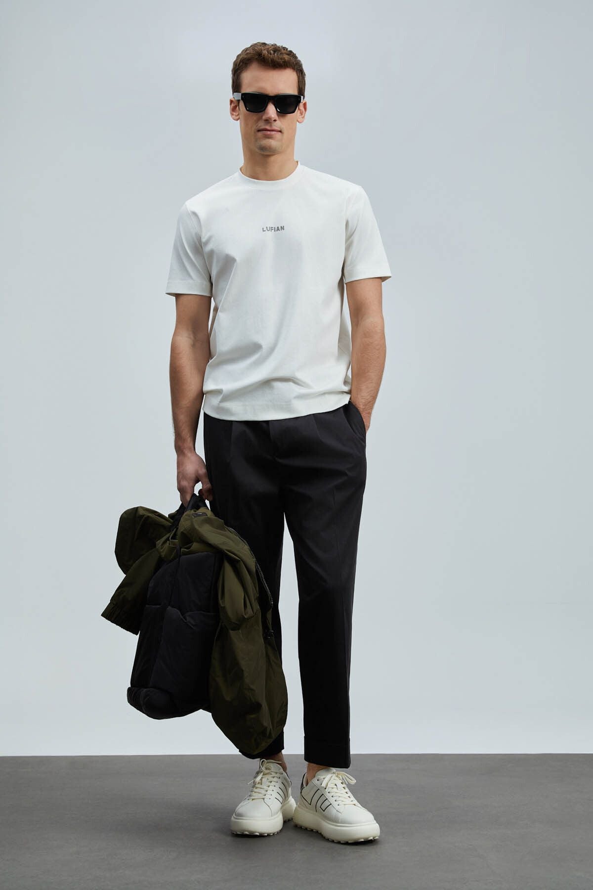 Lufian Oversize Minimalist Yuvarlak Yaka Kısa Kol Erkek T-Shirt Main image