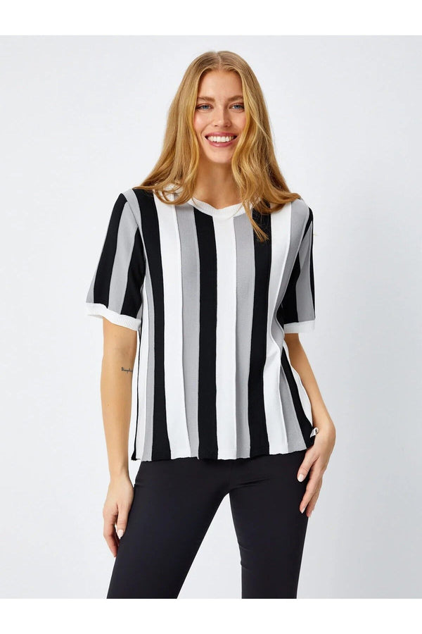 Faik Sönmez Oversize Çizgili Triko - Minimalist Stil