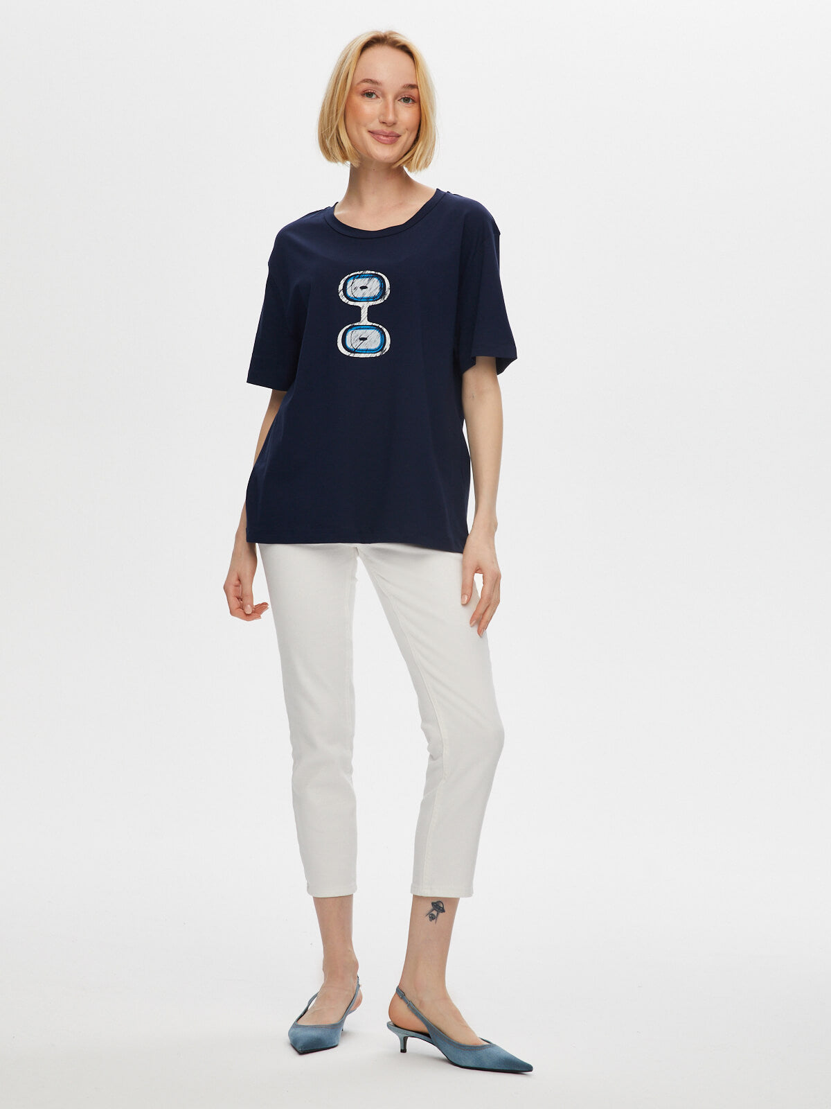 Faik Sönmez Kadın Önü Nazar Boncuğu Baskılı Yuvarlak Yaka Pamuklu T-Shirt