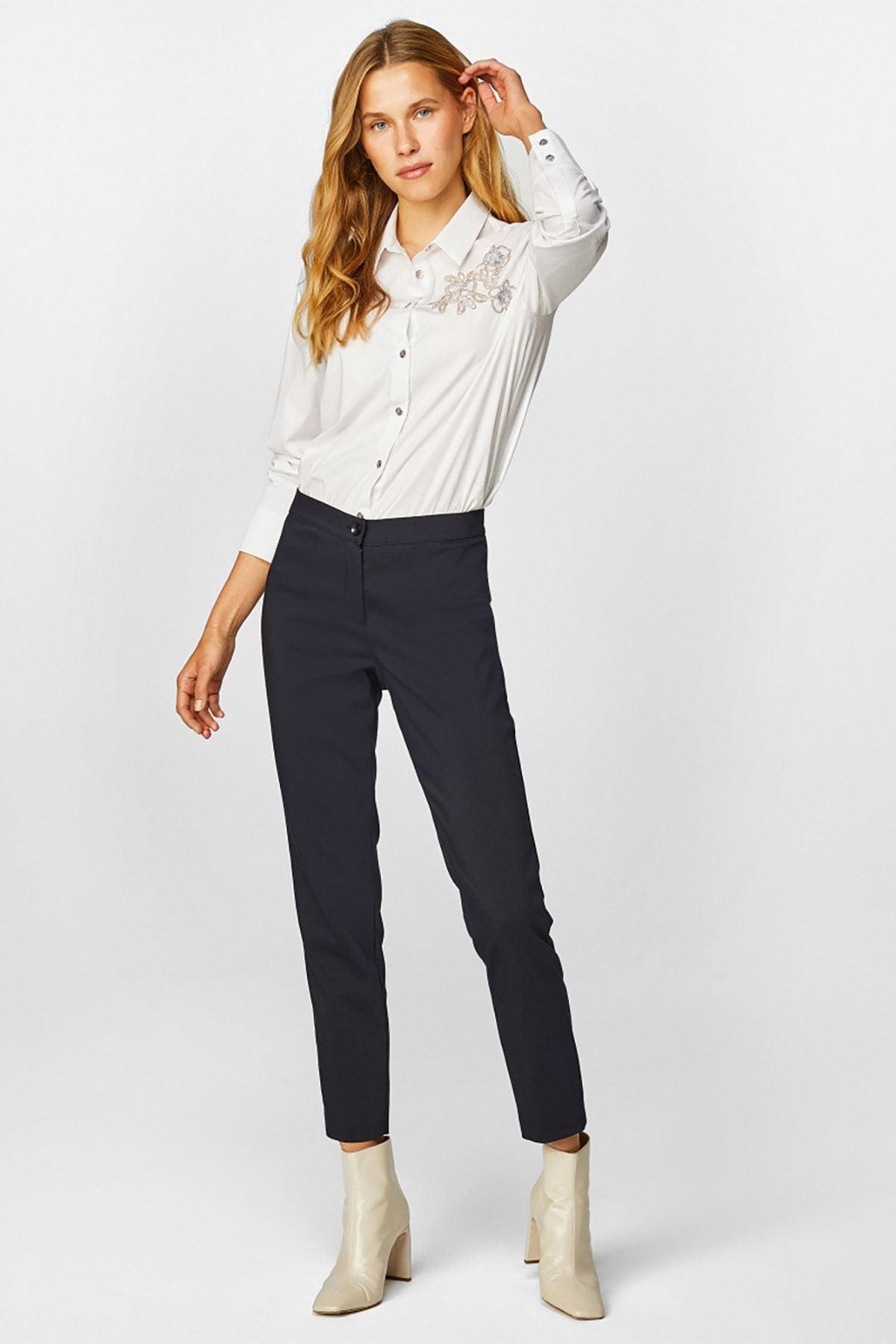 Faik Sönmez Minimalist Slim Fit Midi Kadın Pantolon - Günlük & İş Secondary image