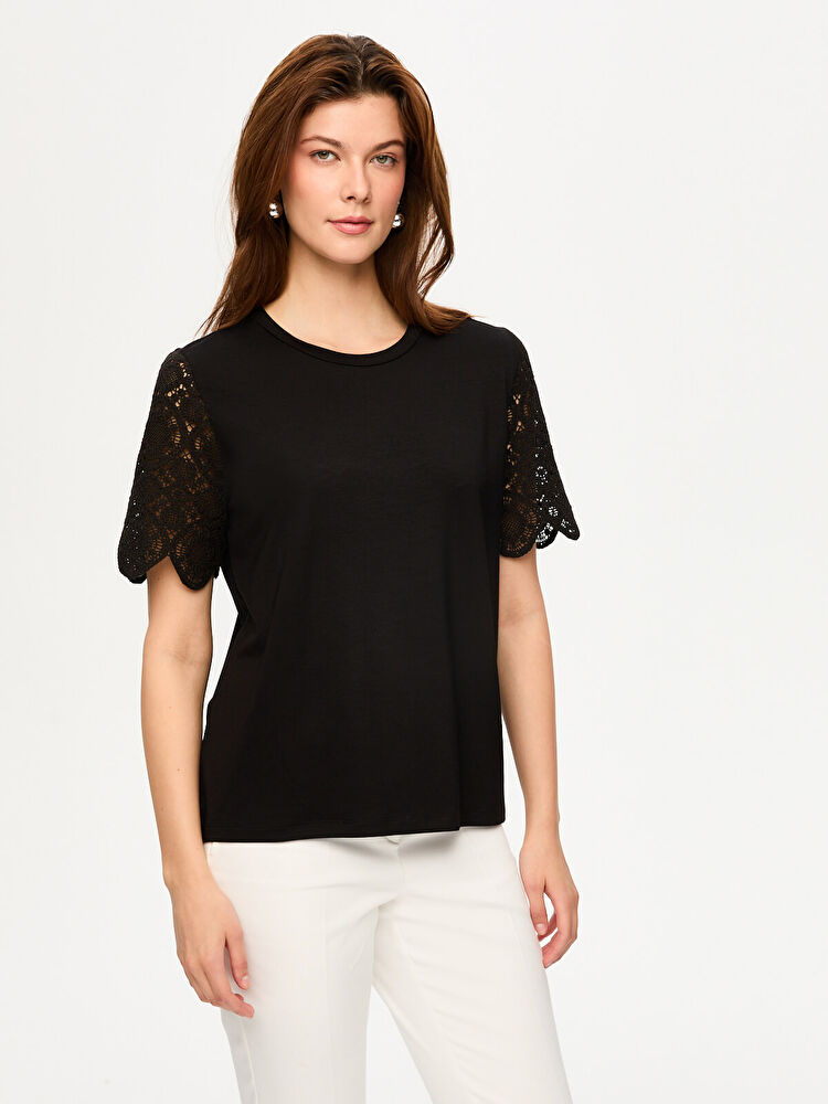 Faik Sönmez Kolları Kroşe Dantel Yuvarlak Yaka  T-Shirt US26TSH082 Secondary image