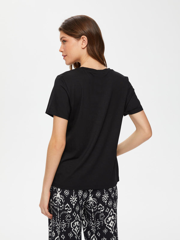 Faik Sönmez Minimalist Oversize V Yaka Kadın T-Shirt - Kısa Kol
