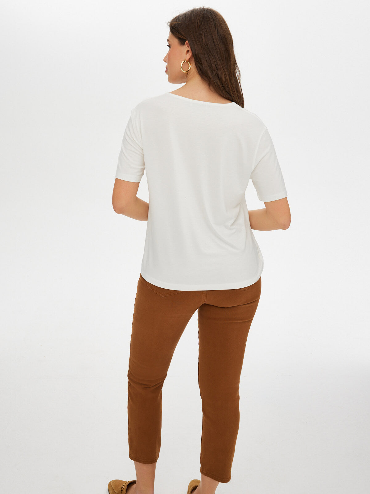 Faik Sönmez Minimalist V Yaka Oversize Tişört - Kısa Kol