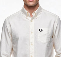 Fred Perry Erkek Standart Kalıp Düğmeli Yaka Uzun Kollu Tek Cepli Pamuklu Gömlek M5516-100