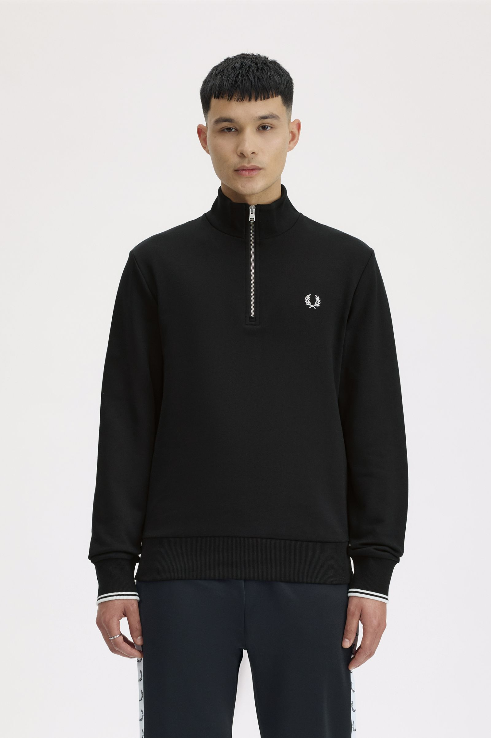 Fred Perry Erkek Sweatshirt M3574-102 Main image