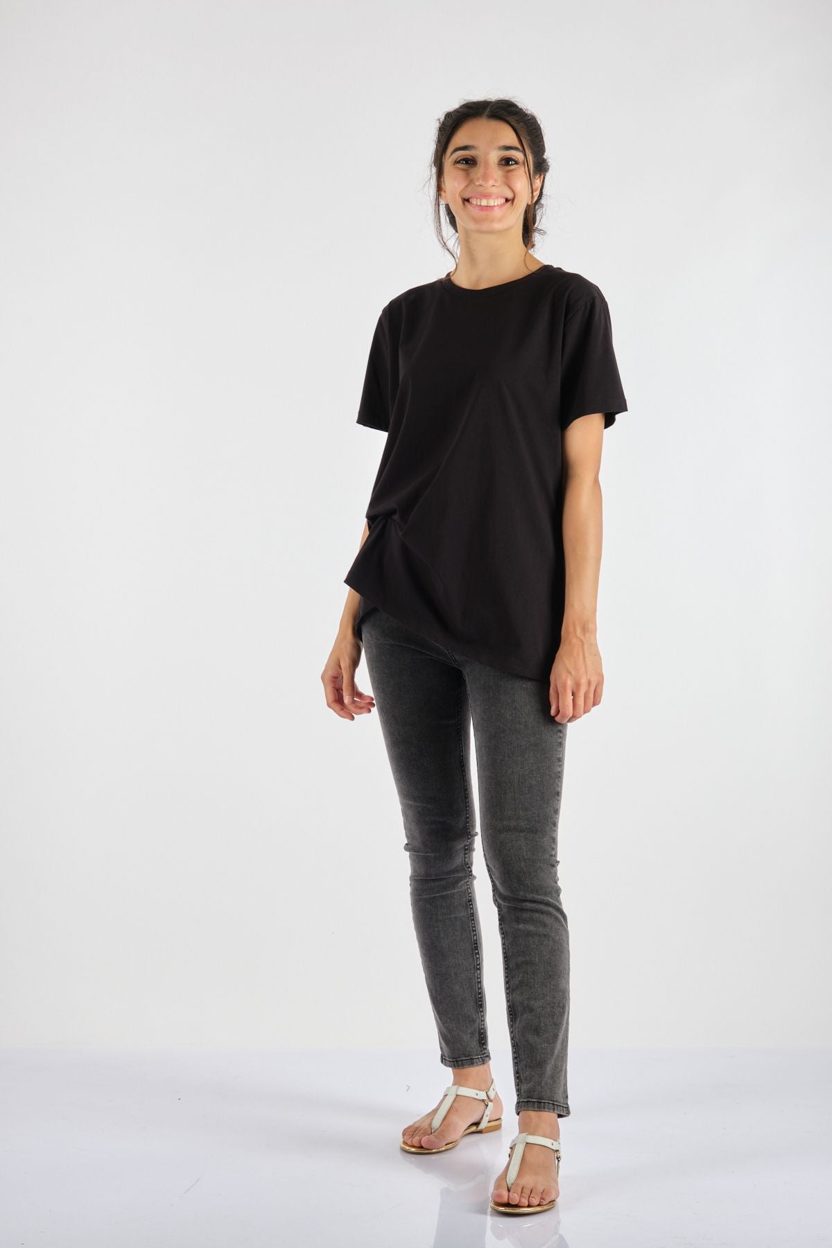 Garmenty Oversize Minimalist Kadın T-Shirt - Kısa Kol, Yuvarlak Yaka Main image