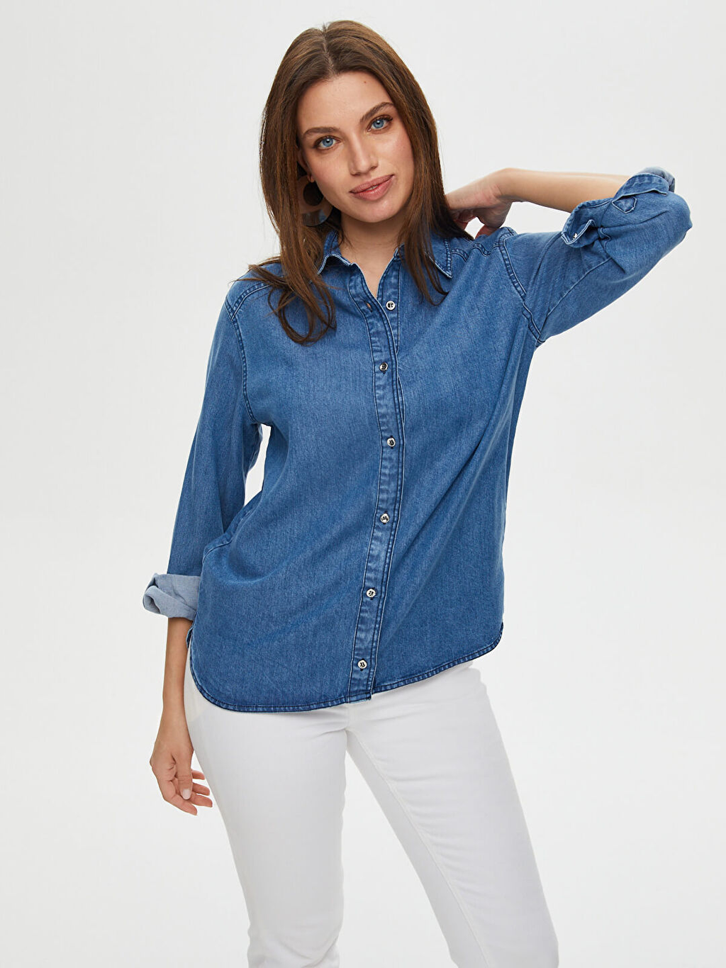 Faik Sönmez Oversize Denim Gömlek - Uzun Kol Minimalist Tarz Kadın