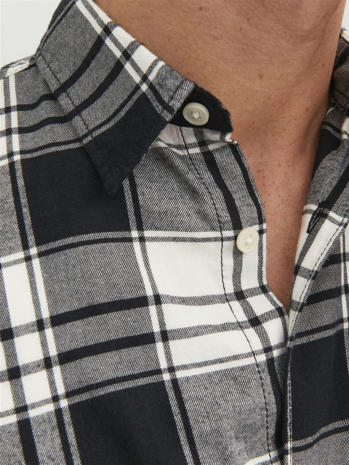 Jack&Jones Erkek Uzun Kol Kareli Minimalist Gömlek - Günlük Stil