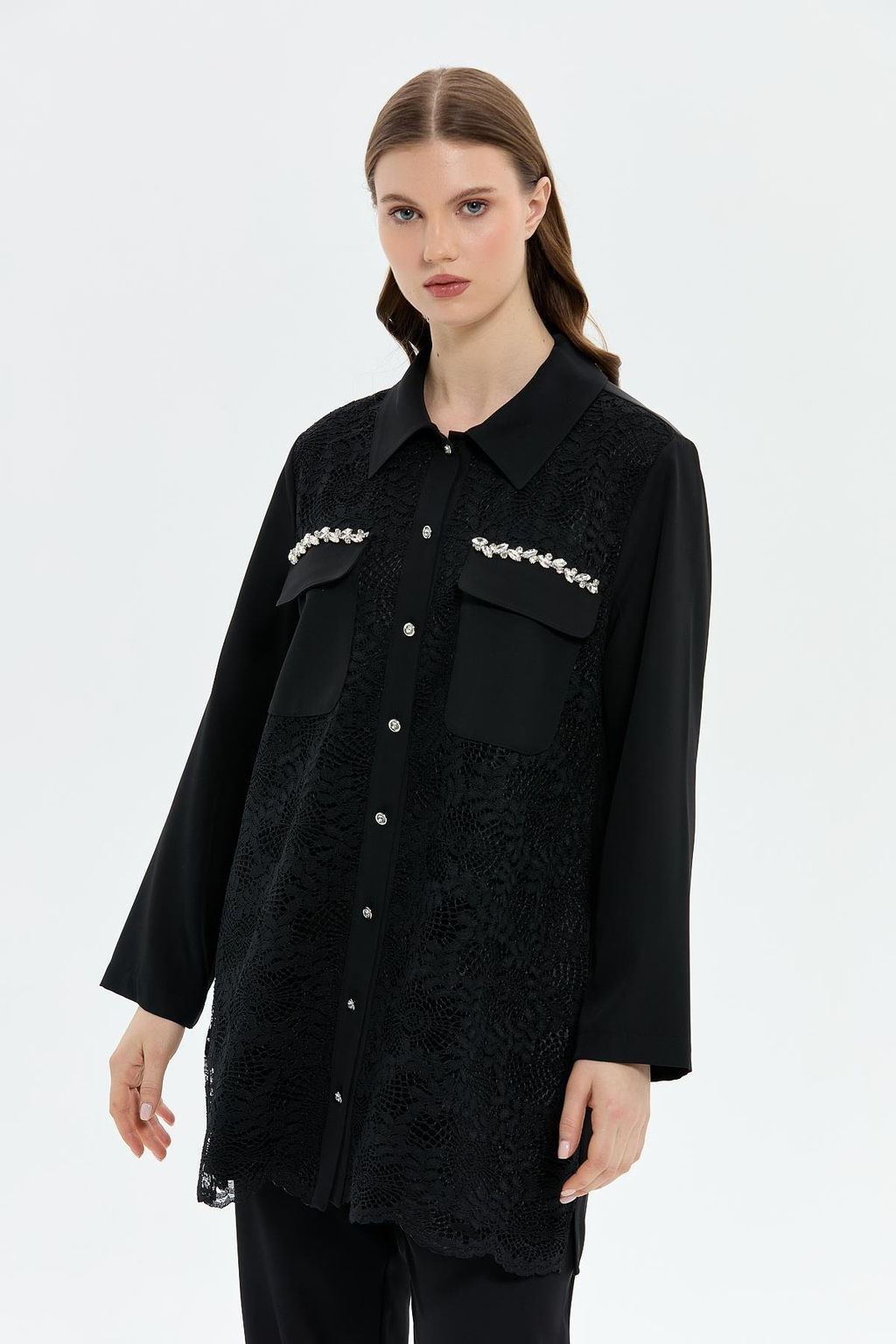 Müsemma Oversize Dantelli Midi Gömlek - Şık ve Rahat
