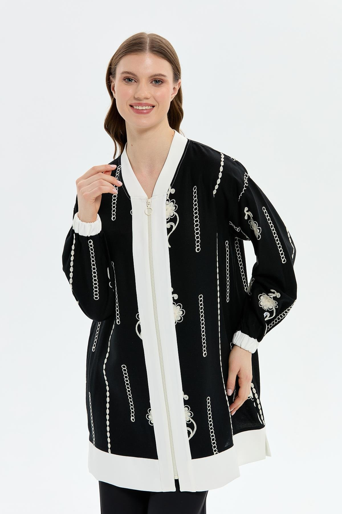 Müsemma Nakışlı Fermuarlı Oversize Midi Kadın Hırka