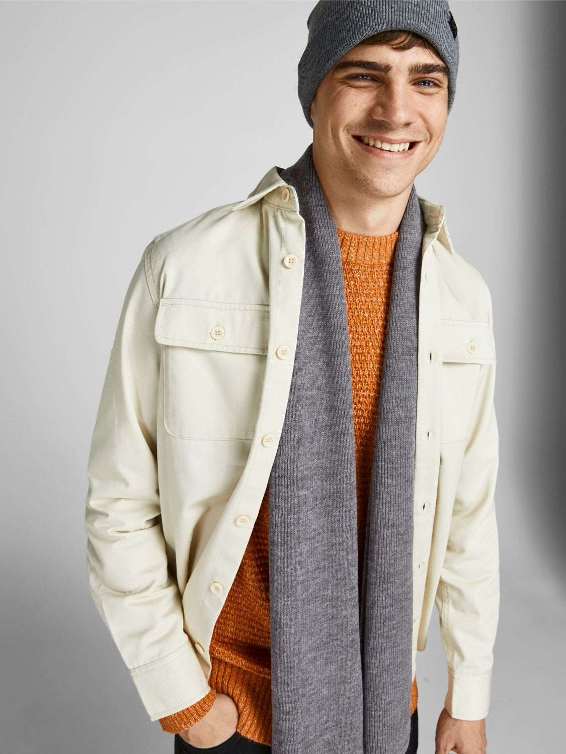 Jack&Jones Erkek Minimalist Bere & Atkı Seti - Kışlık Sıcaklık Secondary image