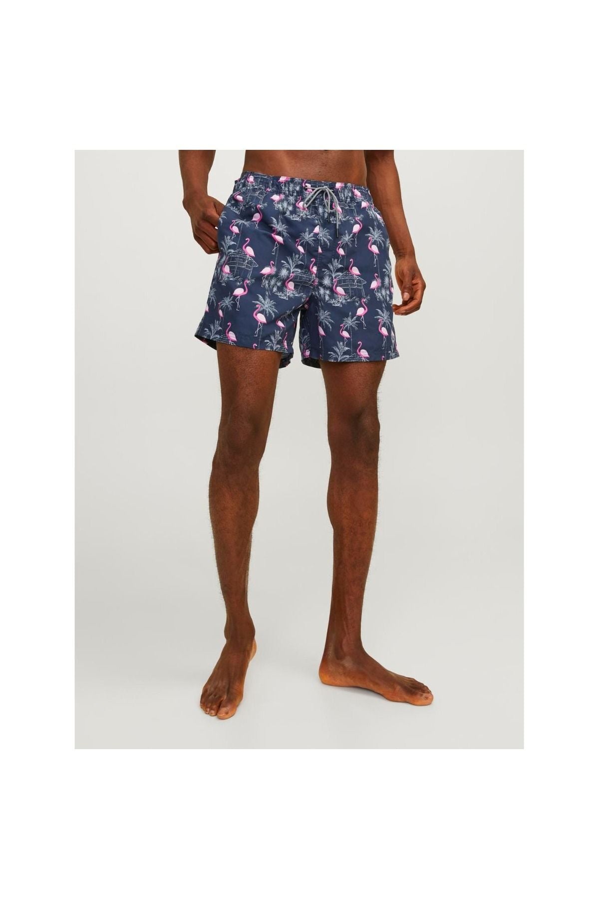 Jack&Jones Flamingo Desenli Erkek Plaj Şortu - Yazın Stilini Yakala! Ana görsel
