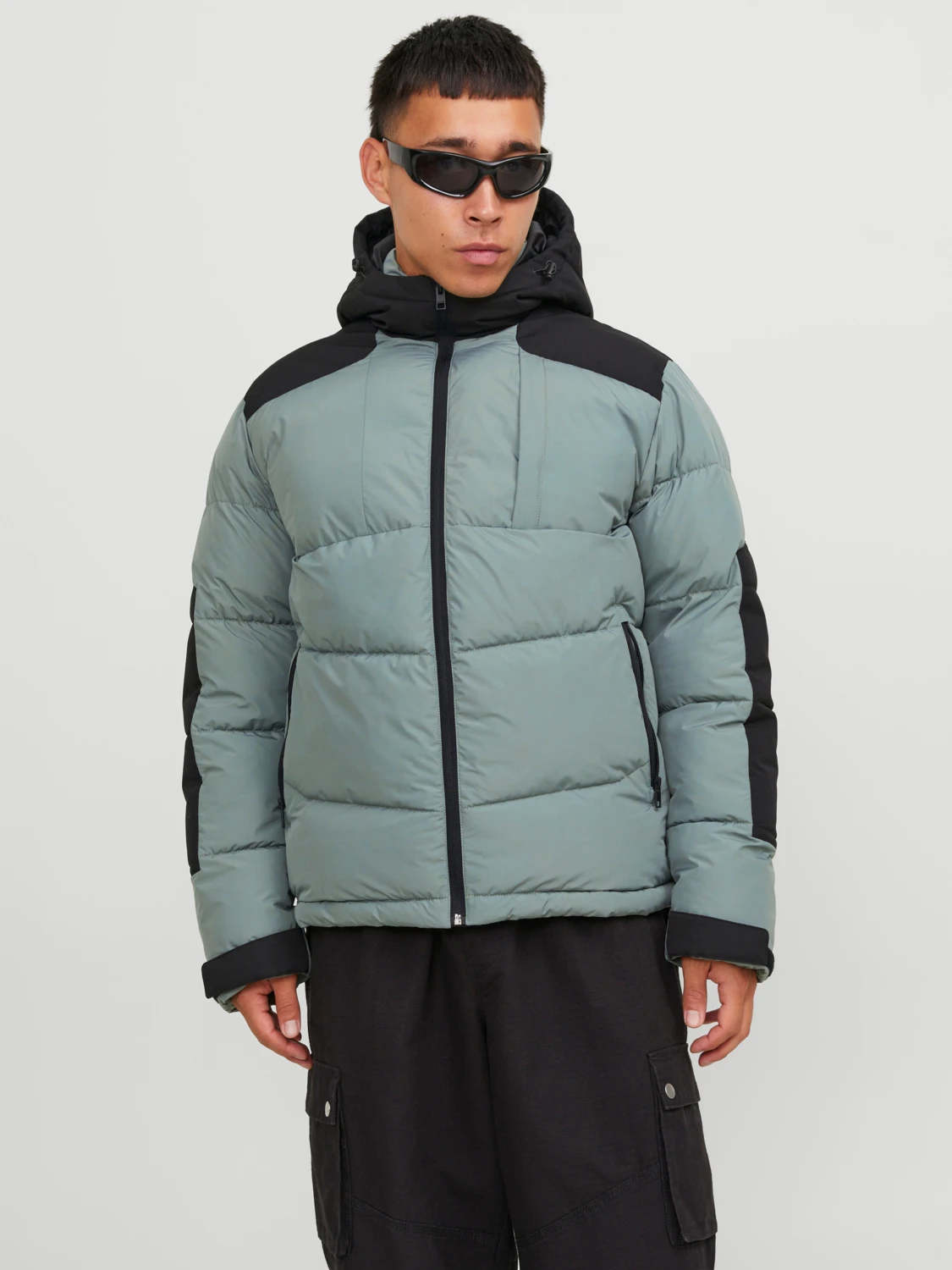 Jack&Jones Minimalist Oversize Kapüşonlu Erkek Kışlık Mont Secondary image