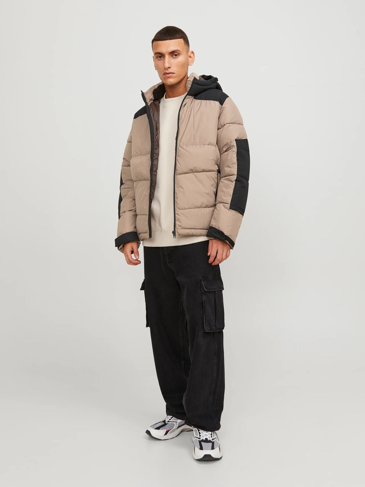 Jack&Jones Minimalist Oversize Kapüşonlu Erkek Kışlık Mont